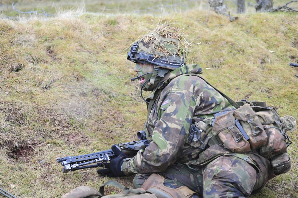 Welsh Guards platoon training at Sennybridge Training Area Wales Canvas Art - Andrew ChittockStocktrek Images (17 x 12)