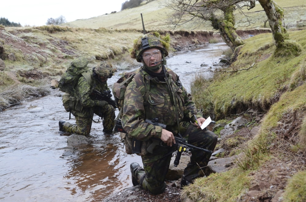 Welsh Guards platoon training at Sennybridge Training Area Wales Canvas Art - Andrew ChittockStocktrek Images (17 x 12)