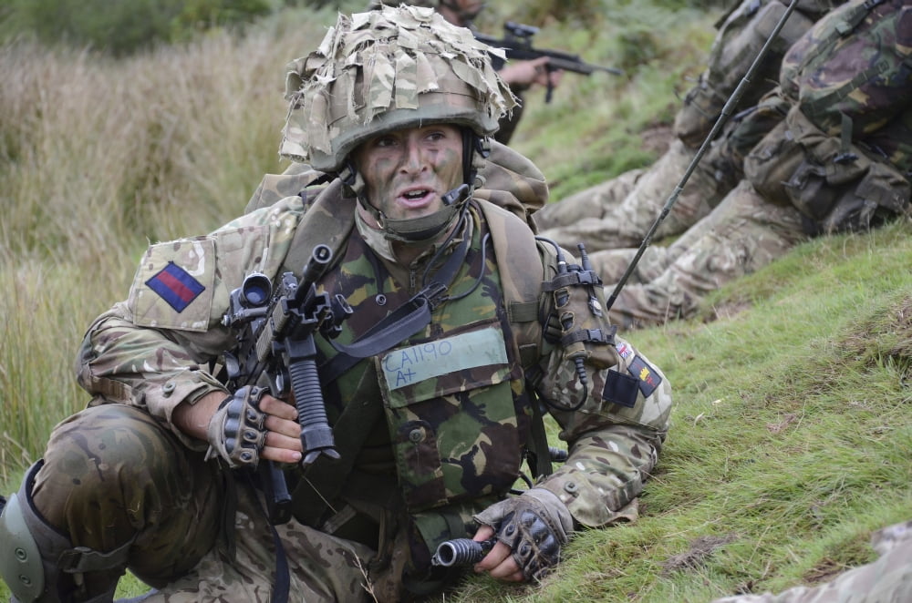 Welsh Guards training at the Sennybridge training area Canvas Art - Andrew ChittockStocktrek Images (18 x 12)