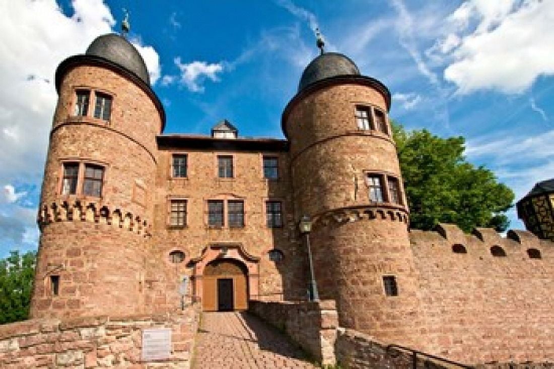Wertheim Castle Wertheim Germany Canvas Art - Miva Stock DanitaDelimont (26 x 17)