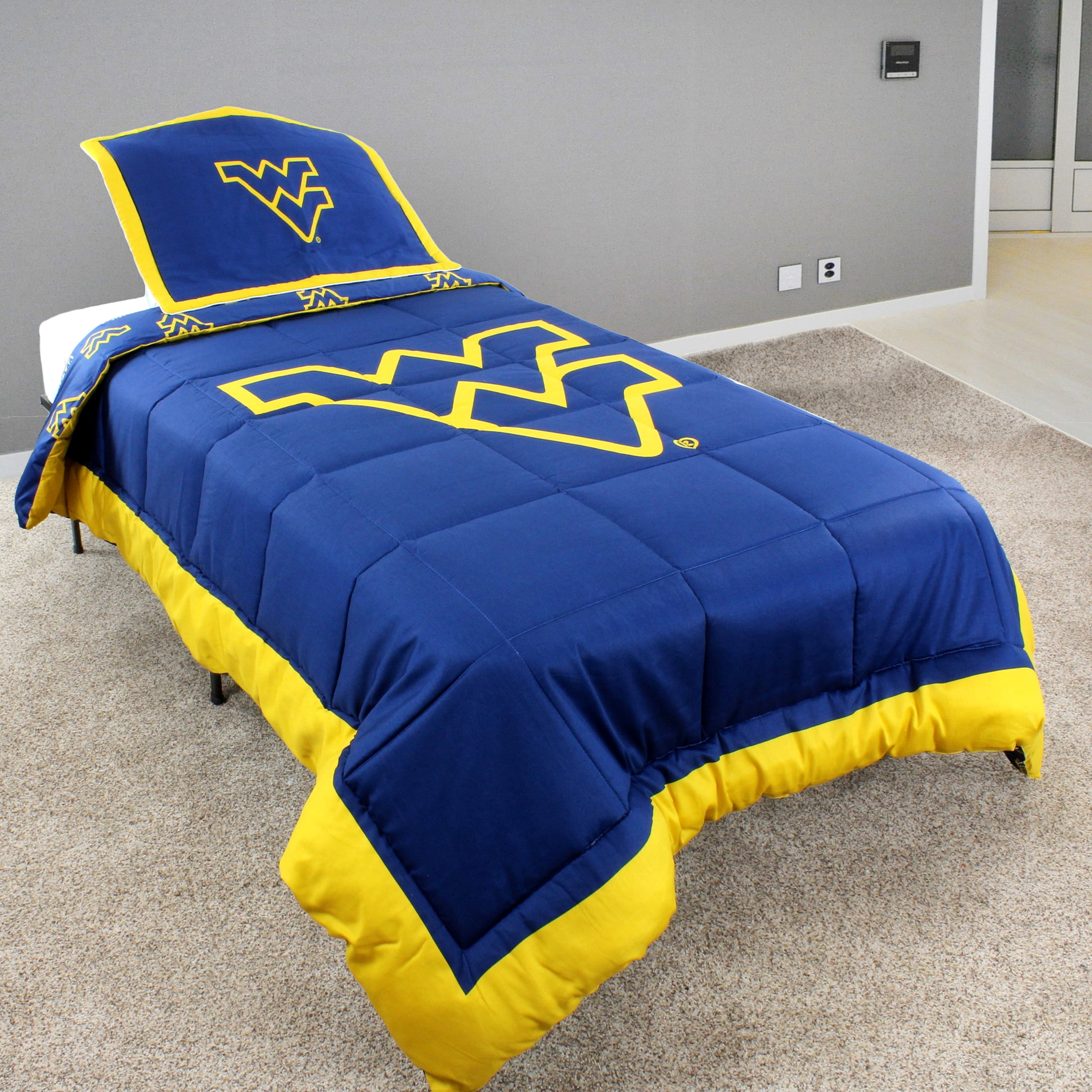 West Virginia Mountaineers 3 Pc Reversible Cotton Comforter Set, 1 Comforter, 2 Shams, Queen