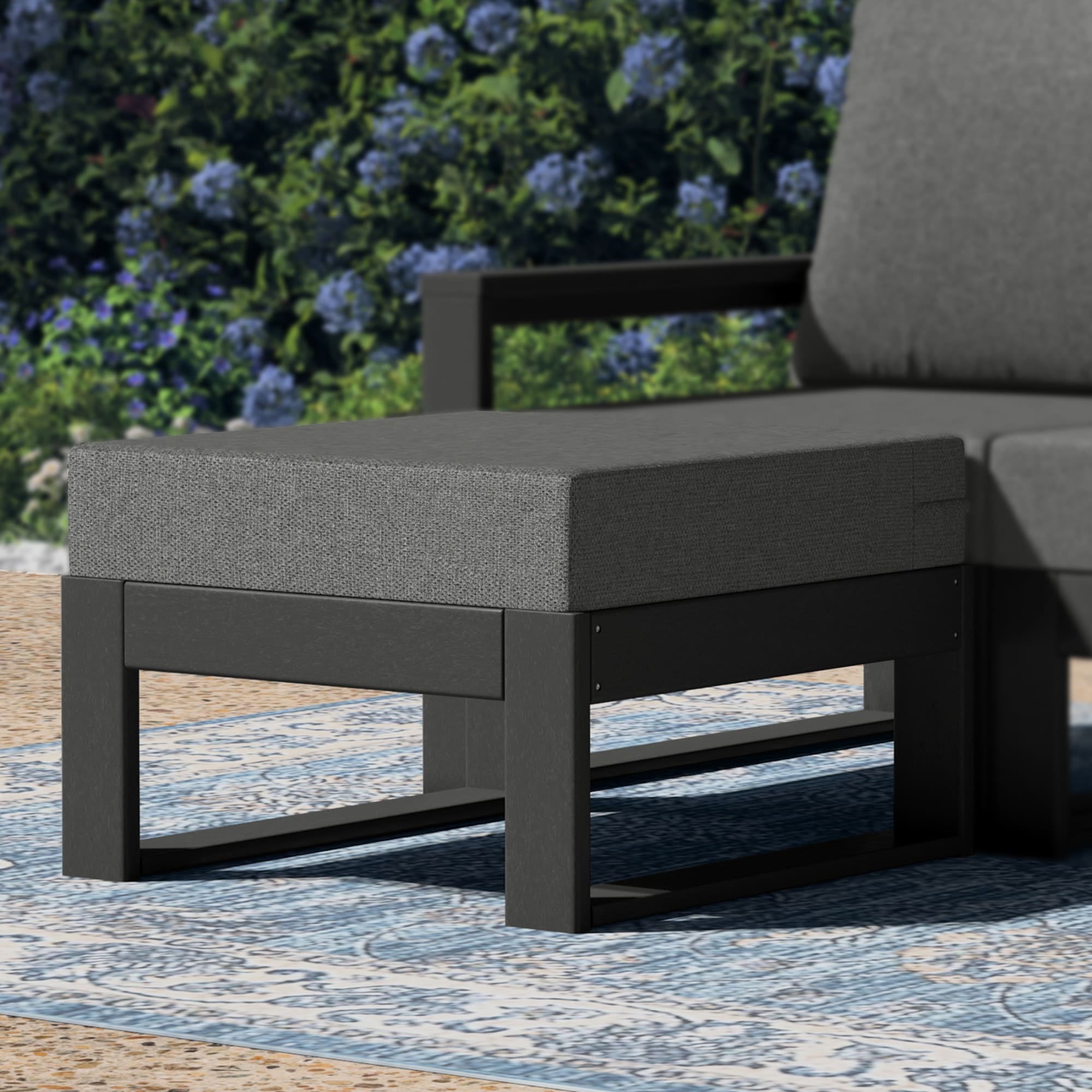 Durable HDPE Outdoor Ottoman for Weather-Resistant Patios
