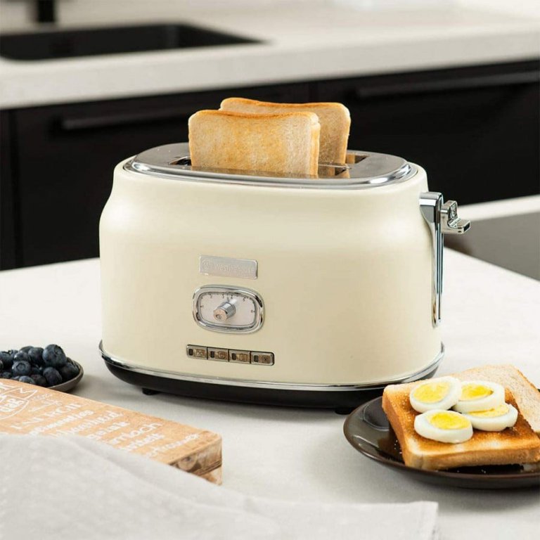 White 2025 retro toaster