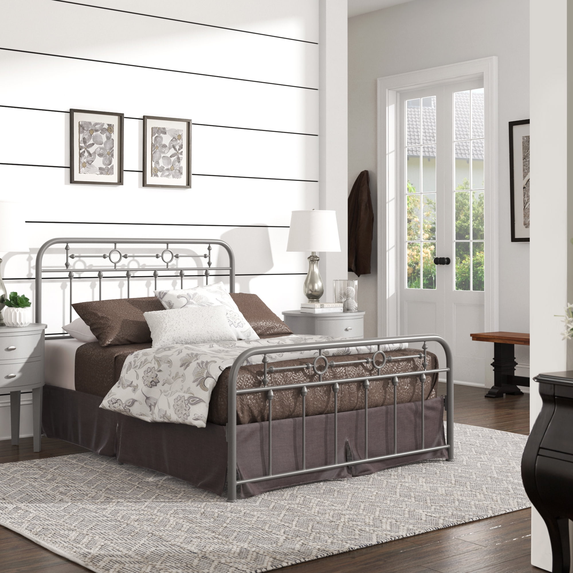 Weston Home Reeve Metal Spindle Platform Full Bed, Grey