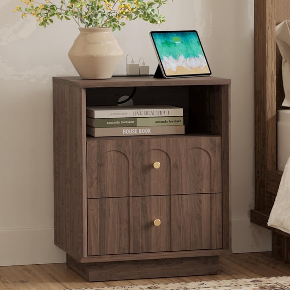 Wetalus Nightstand with Charging Station, Mid Century Modern Nightstand with Arched Design, Boho End Table with Wood Grain Texture, Bedside Table for Bedroom Living Room Sofa Office, Oak