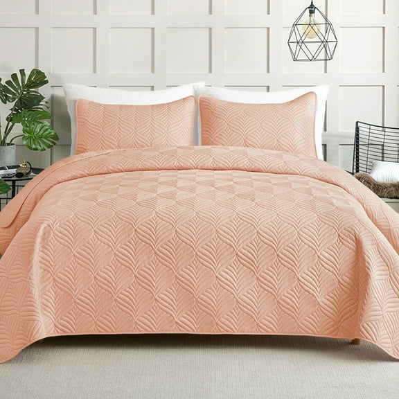 Whale Flotilla Twin Size Quilt Set, Soft Ultrasonic 68x88 Inch Bedding Set, Lightweight Bedspread Coverlet with Vintage Pattern, Reversible Bed Cover for All Seasons,Blush Pink