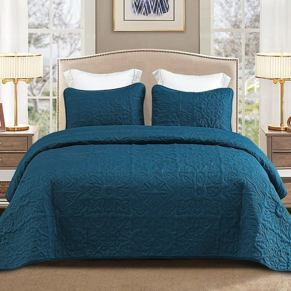 Whale Flotilla 2-Piece Twin Quilt Set, Soft Embossed Bedding Set, Lightweight Bedspread Coverlet with Damask Vintage Pattern, Reversible Bed Cover for All Seasons, Blue
