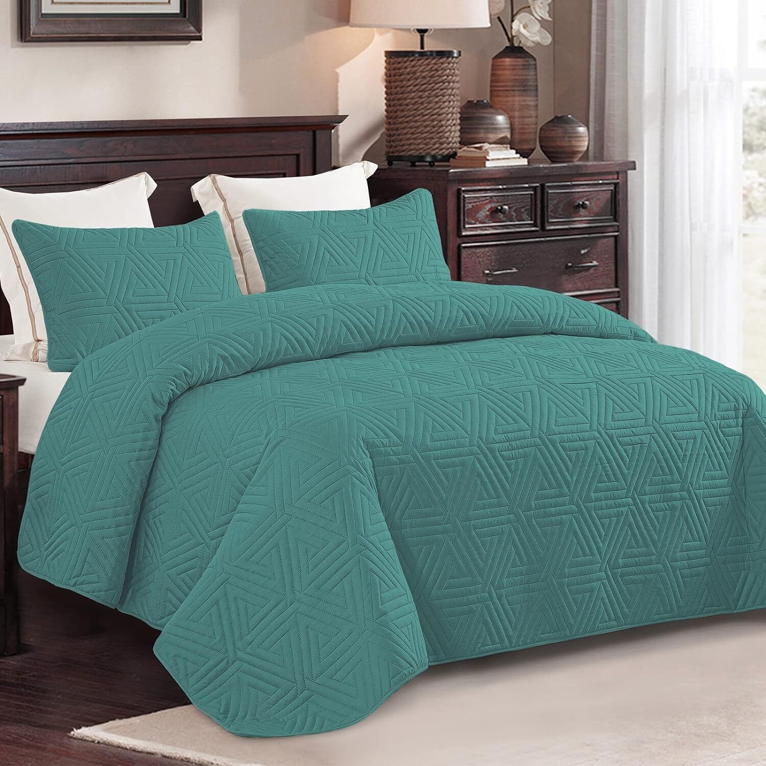 Whale Flotilla 3Piece Californian King Size Quilt Set/Bedspreads