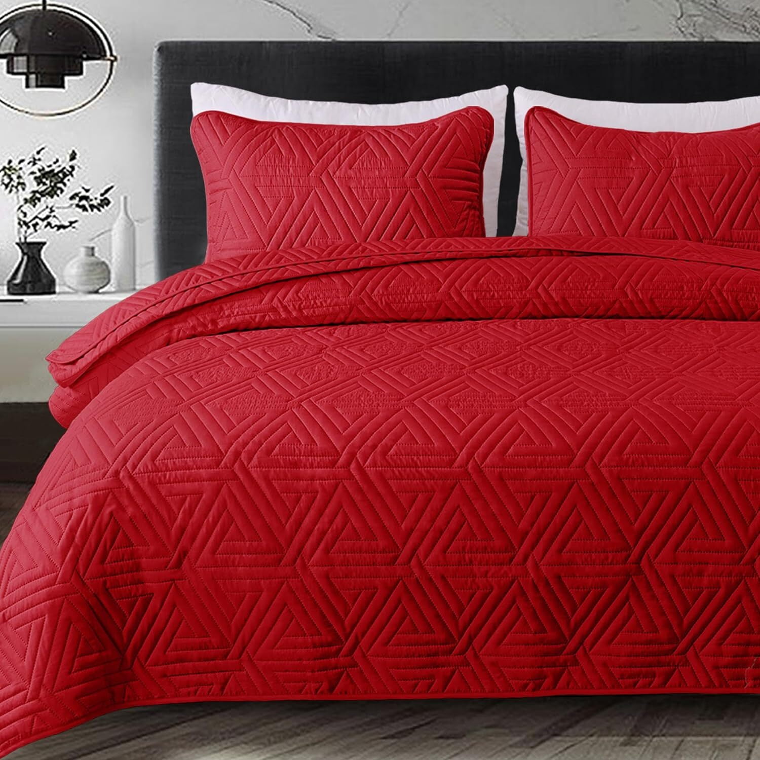 Whale Flotilla 3Piece Californian King Size Quilt Set/Bedspreads/Coverlets for All Season