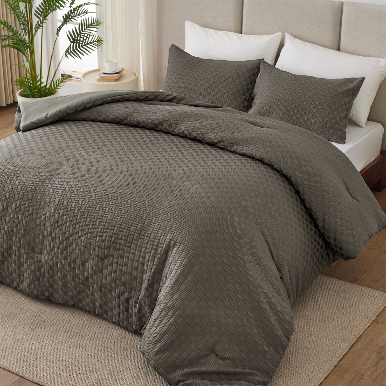 Whale Flotilla 3-Piece Jacquard Braid Ultra Soft Queen Comforter Set, Luxury Reversible Microfiber Comforters Full Size Bedding Set with 2 Pillowcases, Lightweight Duvet for All Seasons, Deep Grey