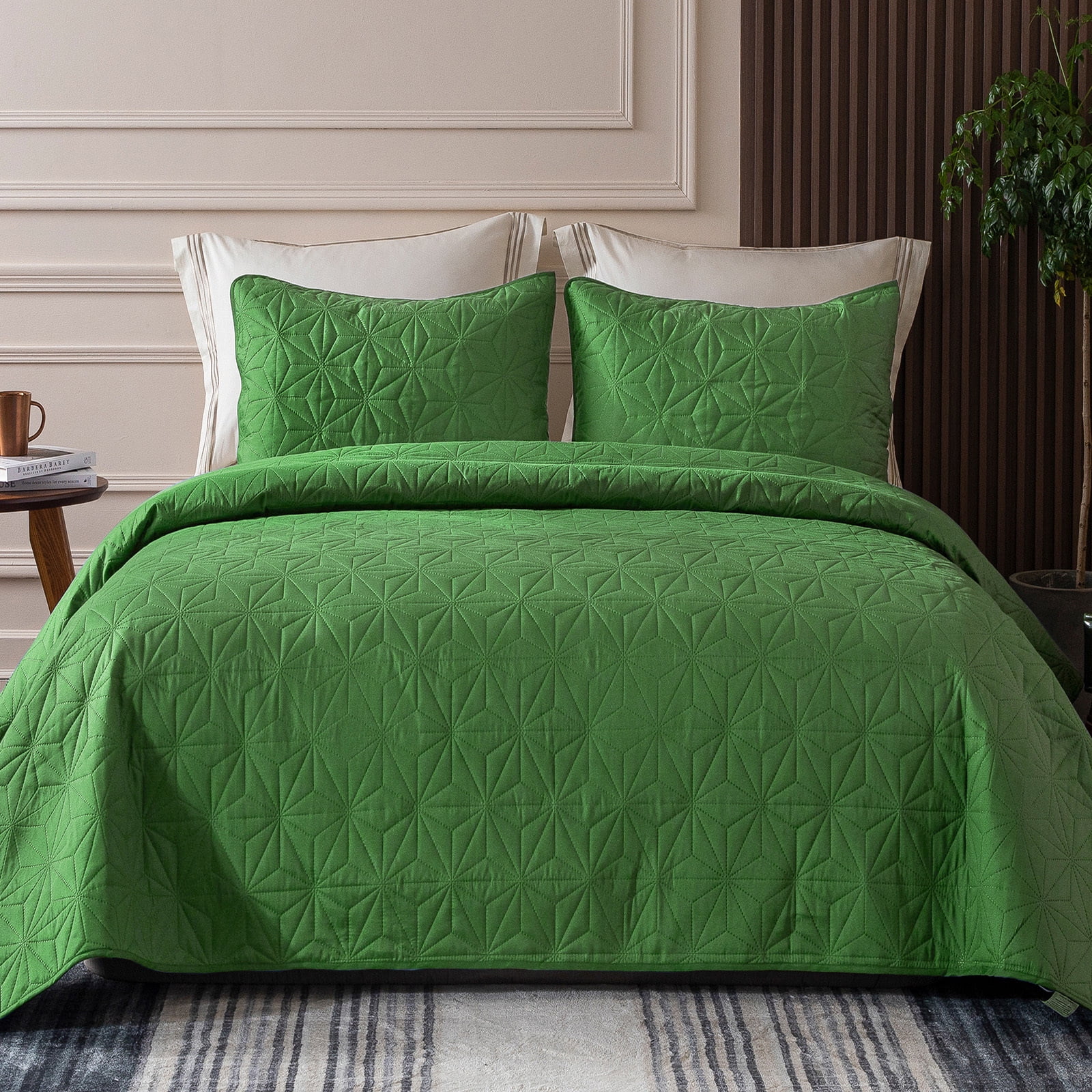 Whale Flotilla Queen Size Microfiber Quilt Bedspread Set, Green, Star ...
