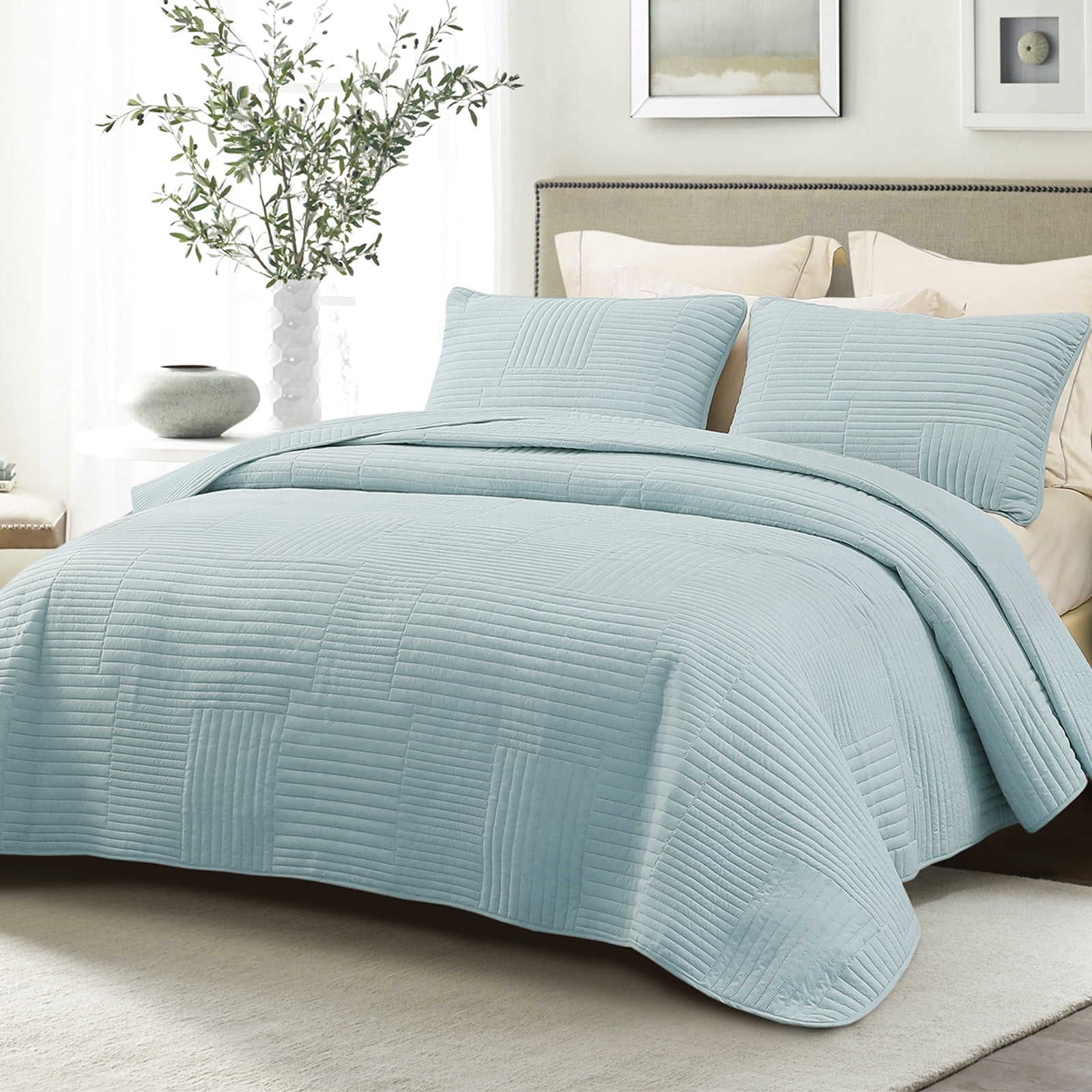 Whale Flotilla King Quilt Set, Soft and Lightweight Bedspreads Coverlet with Striped Pattern, Reversible Bedding Sets with Pillow Shams, 96x104 Inches, Aqua