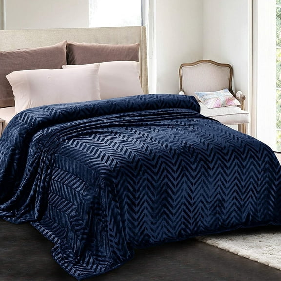 Whale Flotilla Flannel Fleece King Size 90x104 Inch Bed Blanket, Soft Velvet Lightweight Bedspread Plush Fluffy Coverlet Chevron Design Decorative Blanket for All Season, Navy Blue