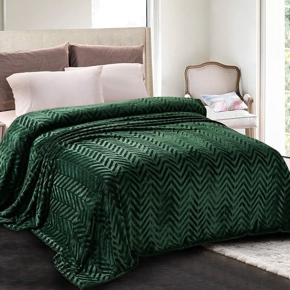 Whale Flotilla Flannel Fleece Twin-XL Size 90x66 Inch Bed Blanket, Soft Velvet Lightweight Bedspread Plush Fluffy Coverlet Chevron Design Decorative Blanket for All Season, Deep Green