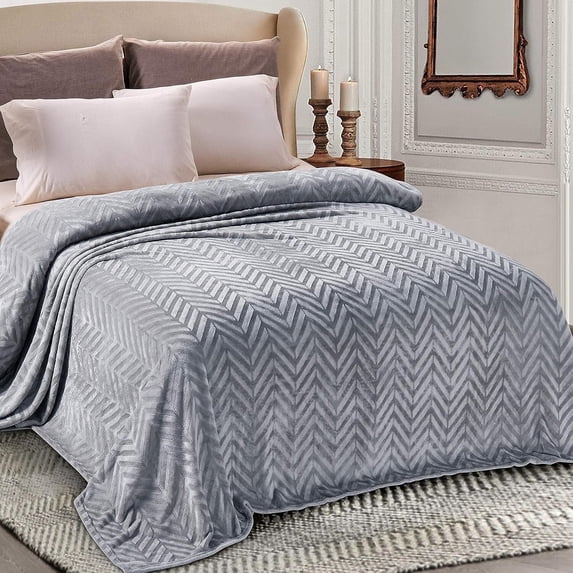 Whale Flotilla Flannel Fleece Twin Size 60x80 Inch Bed Blanket, Soft Velvet Lightweight Bedspread Plush Fluffy Coverlet Chevron Design Decorative Blanket for All Season, Silver Grey