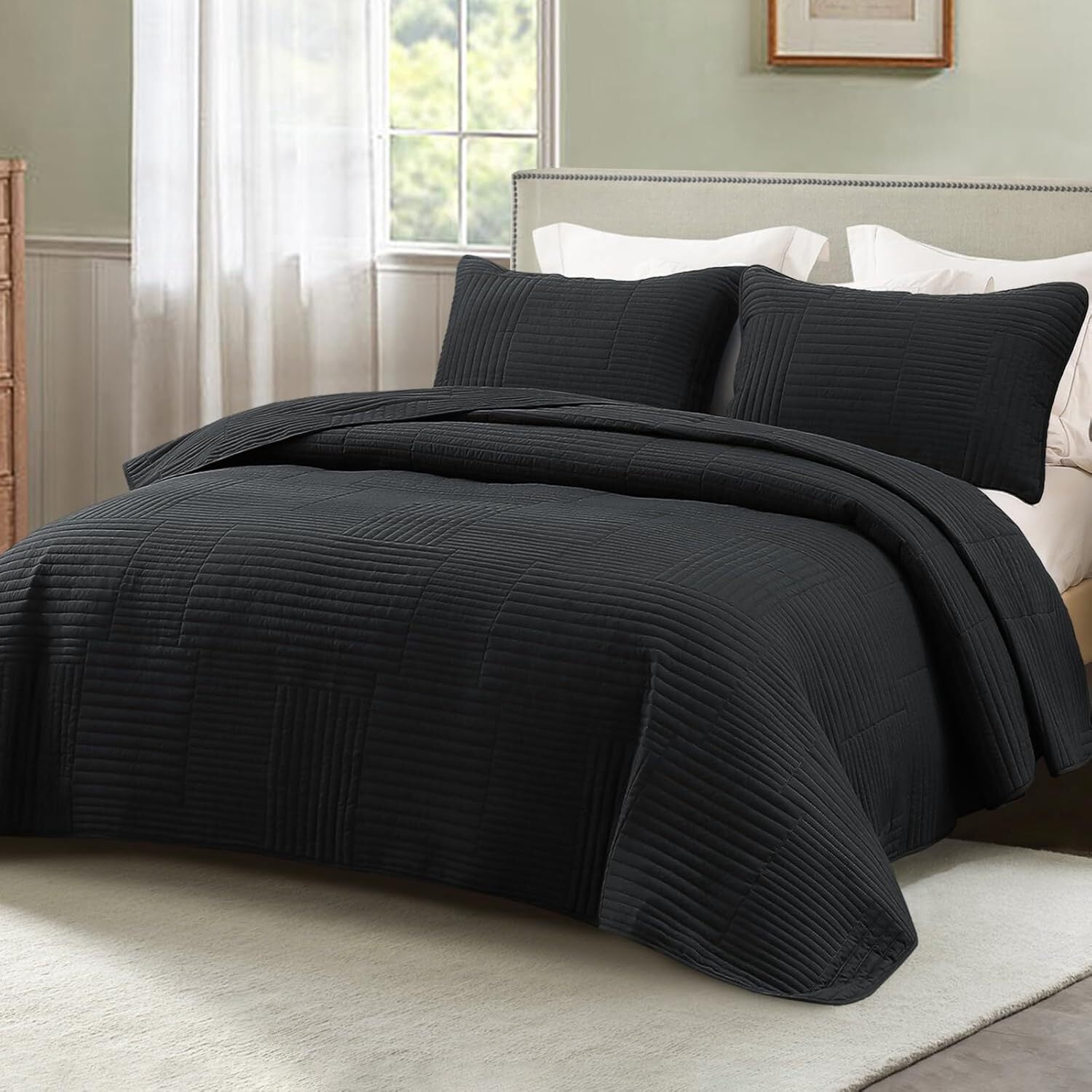 Whale Flotilla King Quilt Set, Soft and Lightweight Bedspreads Coverlet with Striped Pattern, Reversible Bedding Sets with Pillow Shams, 96x104 Inches, Black