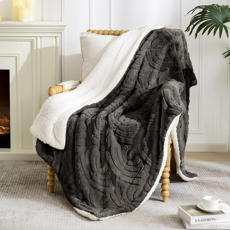 Warm throw blankets for winter hotsell