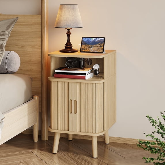 Whalefall Mid-century Modern Nightstand with Charging Station, Wood Fluted Tall End Table with Storage, Curved Round Edge Bedside Table, Natural Oak