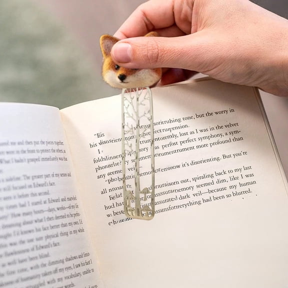 Whimsical Forest Friend Bookmark Plastic, Cute Animal Page Marker for Book Lover, Soft Polyester Fiber Protects Pages, Lightweight Gift for Student Reader Stationery