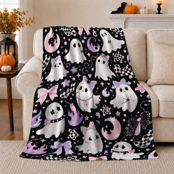 Whimsical Kawaii Ghost Halloween, Festive Halloween Scene, Warm Flannel Blanket for Living Room and Family Room with Detailed Artwork, Art Lovers Halloween Gift, Festive Home Decor