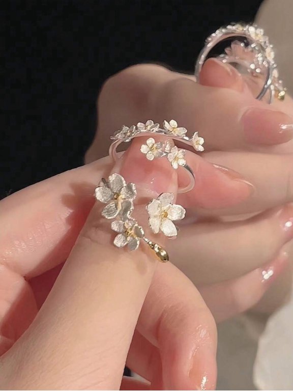 White 2pcs/Set French Romantic 3D Flower & Cherry Blossom Cluster Open Rings For Women