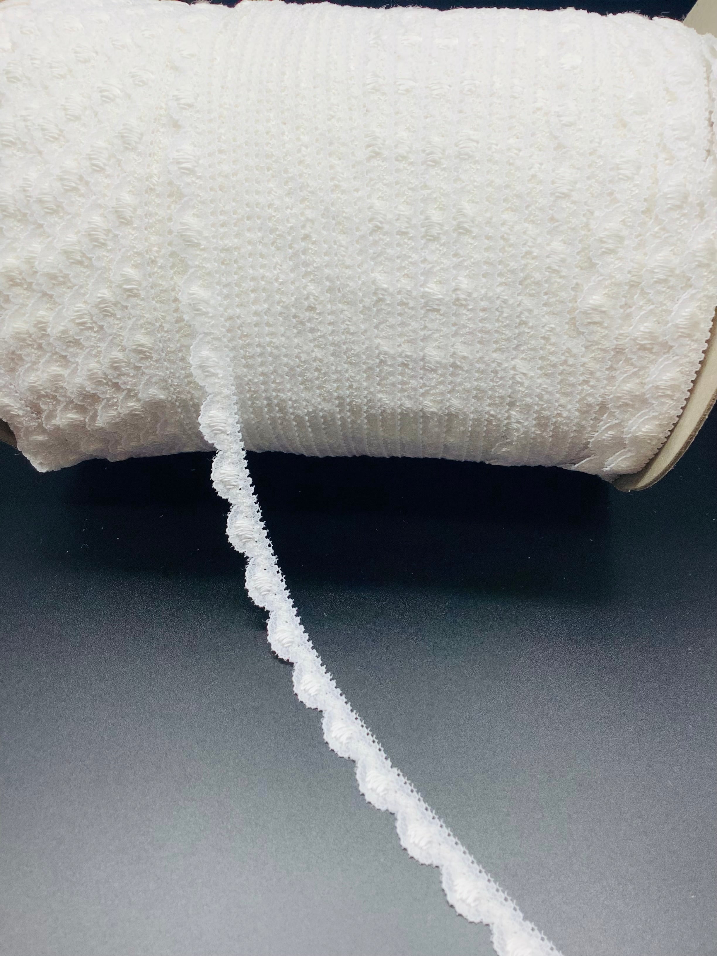 Babynest white romantic lace