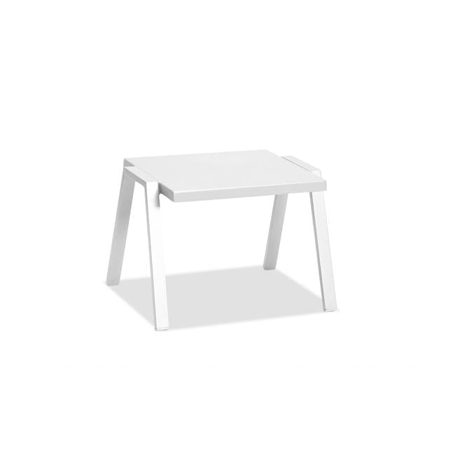 22 X 18 X 16 White Aluminum Side Table 22 X 18 X 16 White Aluminum Side Table