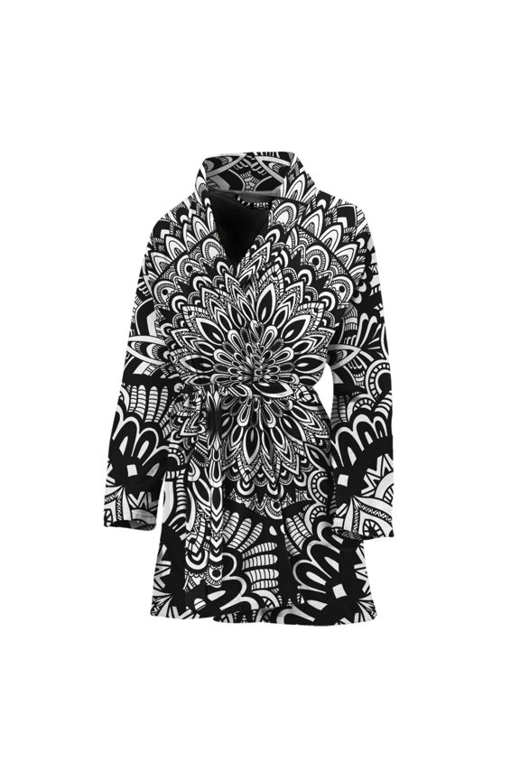 White And Black Mandala Women Bathrobe One Size Univeral Fits, Bohemian Mandala Yoga Boho Fashion Lightweight Plush Fleece Long Robe For Women
