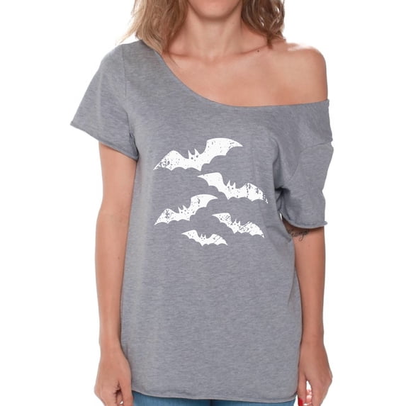White Bats Off Shoulder T Shirt for Ladies Retro Oversized Shirts for Her - S M L XL 2XL Funny Graphic Tee - Happy Halloween Gift Holiday Scary Tee T-Shirt Womens