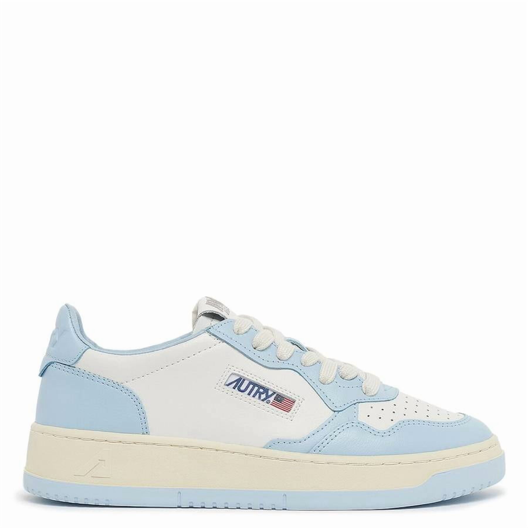 Autry Ladies Blue Wmns Medalist Low Top Sneakers, Brand Size 35