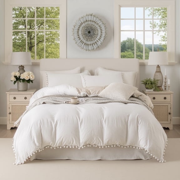 White Comforter Set Queen Size Farmhouse Boho Bedding Set 3 Pcs Ultra Soft Lightweight Comforter Cute Pom Pom Fringe Bedding Set Preppy Room Decor 1 Comforter 2 Pillowcases(Twin Size onle 2 Pcs,1 Com