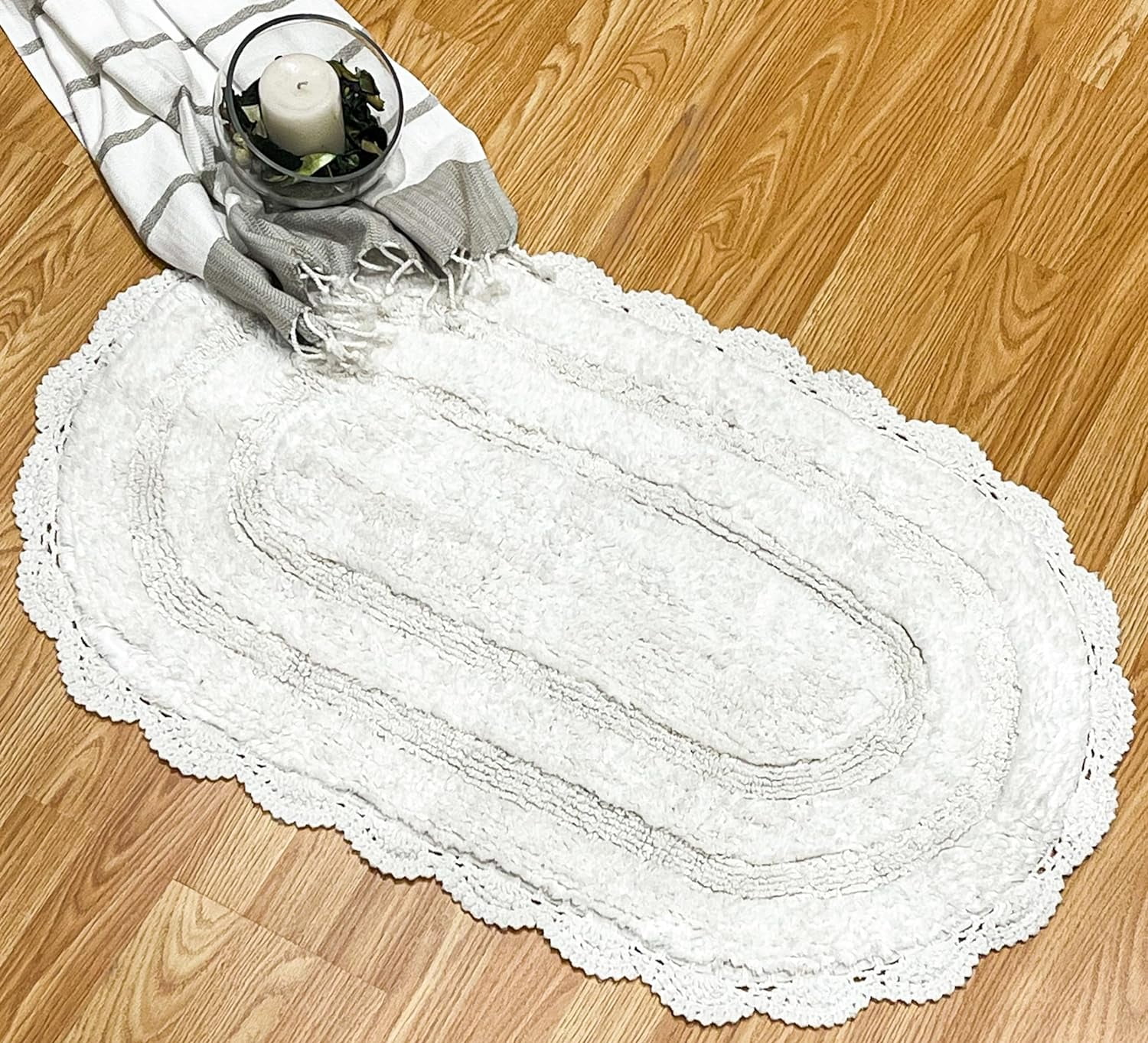 White Crochet Bathrug, 100% Cotton Oval bathmat with artisanally ...