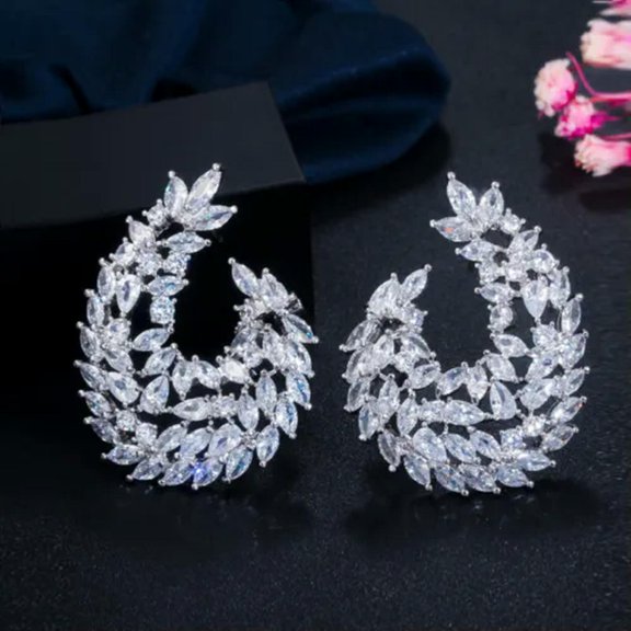 White Cubic Zirconia CZ Big Leaf Cluster Stud Earring for Brides Banquet Costume