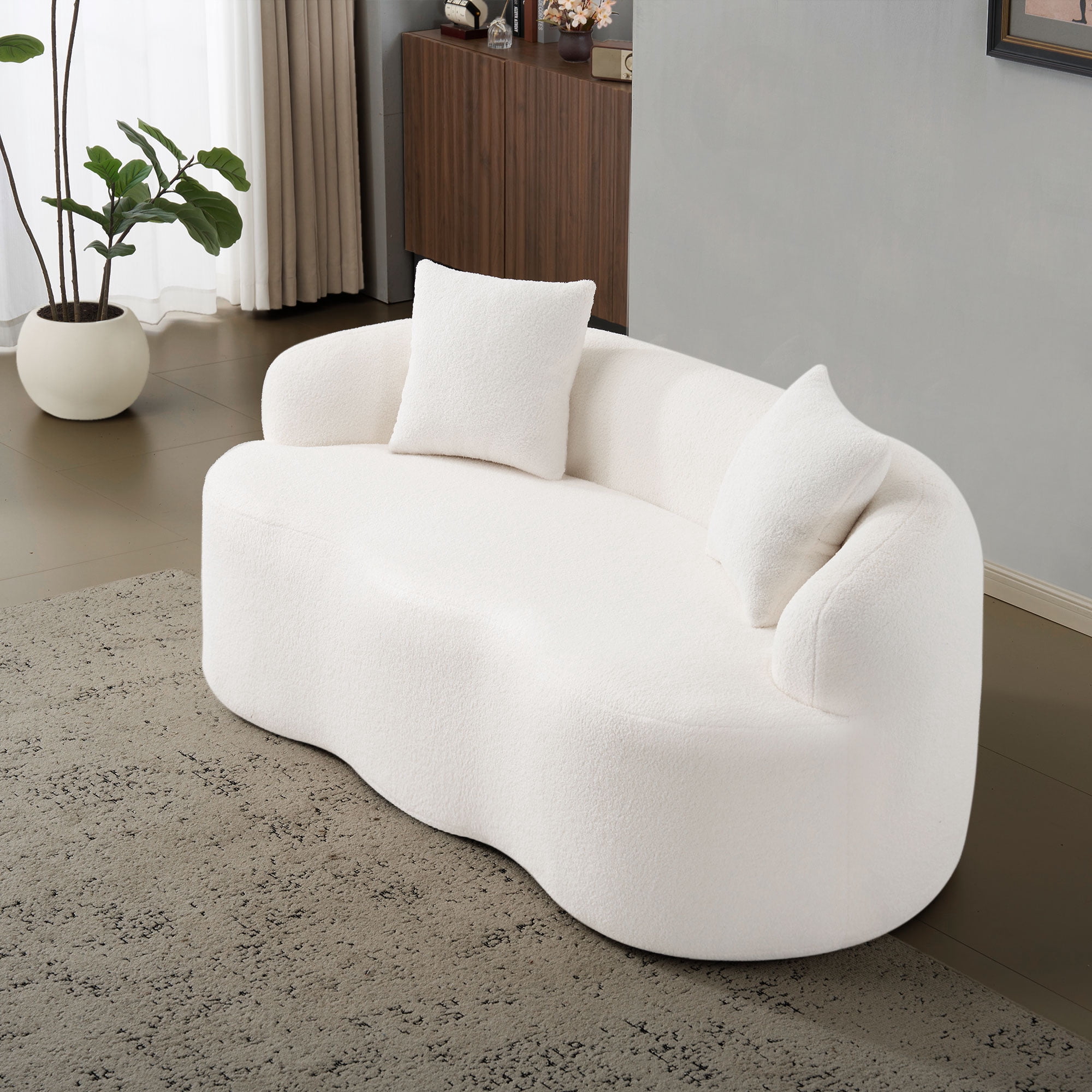 White Curved Loveseat Sofa with Round Armrest, Teddy Velvet Fabric Compression Couch with 2 Pillows, Cream Couch for Small Space, Living Room, Bedroom, No Assembly