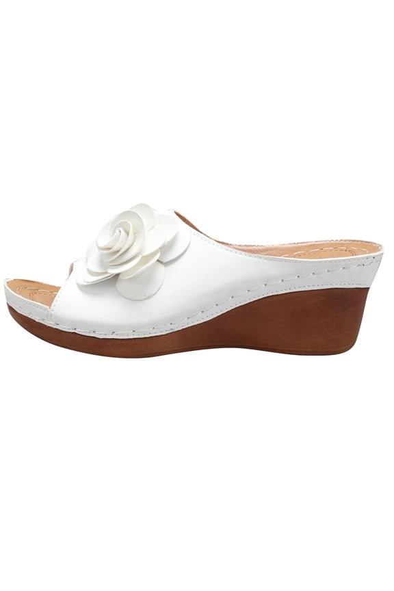 White Female Summer Sandals With Flower Details For Casual Outings Fish Mouth And Comfortable Heel For All Day Wear