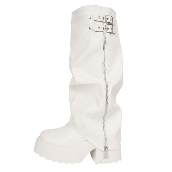 White Feminine Winter Boots With Thick Bottom And Round Toe Featuring A Stacked Design For Outdoor Fun