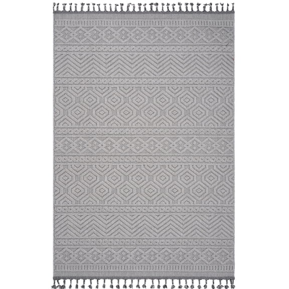White Geometric Indoor/Outdoor Rug / Easy to Clean, Pet-Friendly