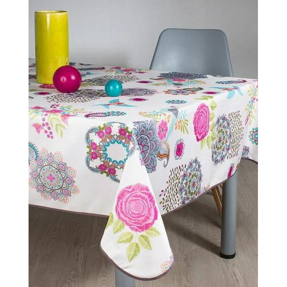 White Happy Flowers100% Polyester, Stain Resistant Tablecloth 78 x 59 inch