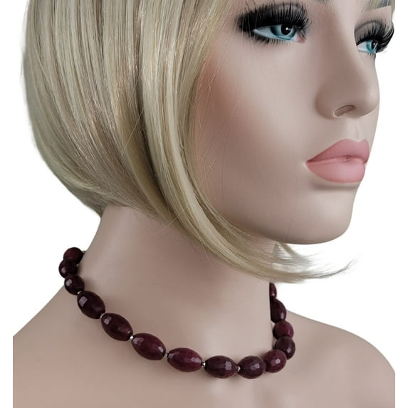 White House Black Market Dyed Red Jade Graduated Beaded Necklace 16-18"