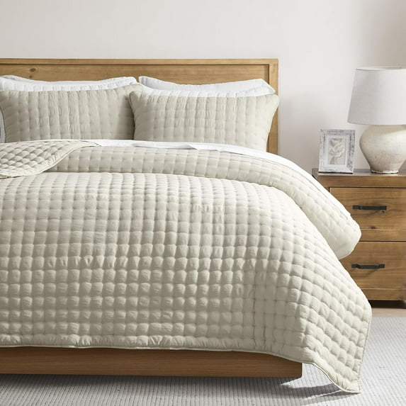 White King Size Quilt Bedding Sets with Pillow Shams, Lightweight Soft Bedspread Coverlet, Quilted Blanket Thin Comforter Bed Cover, All Season Summer Spring, 3 Pieces, 104x90 inches