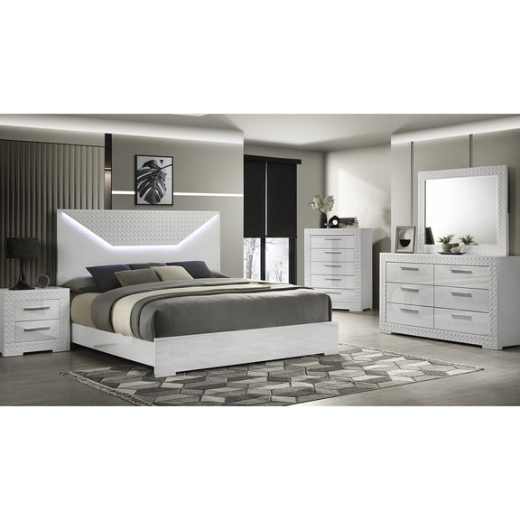 White Lacquer Finish 5-Piece Bedroom Set / Durable and Elegant for Long-Term Use