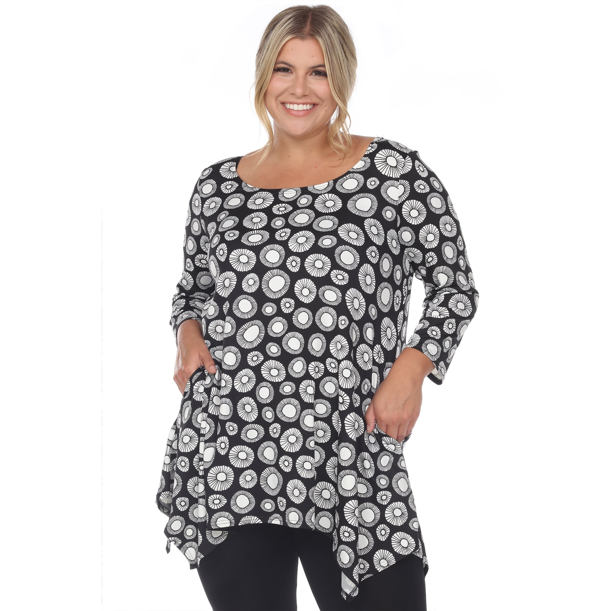 White Mark Women's Plus Size Printed Geometric Circle Tunic Top