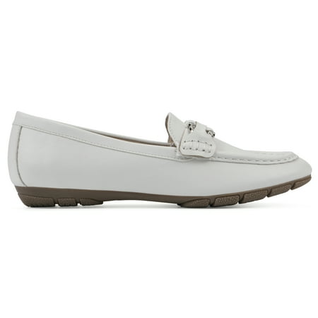White Mountain Women's Glaring Loafer Flat