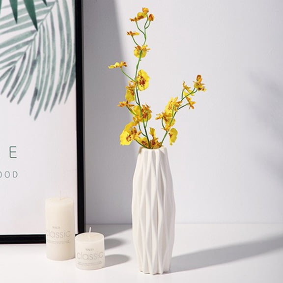 White Plastic Simulation Vase, Small Fresh Fall Vase Arrangement for Living Room