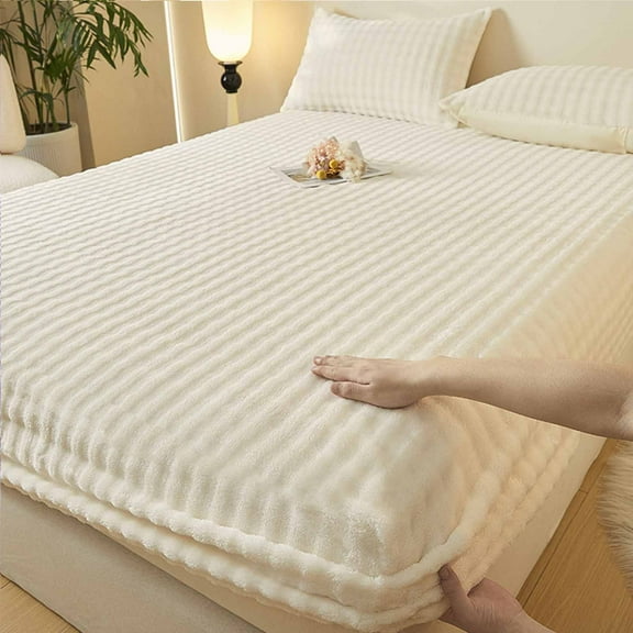 White Plush Velvet Queen Fitted Sheet Only,Artificial Rabbit Plush Bed Hat,Soft Shaggy Fleece Fitted Bottom Sheet with Deep Pocket,Fuzzy Velvet Mattress Protector,70.86x78.74inch