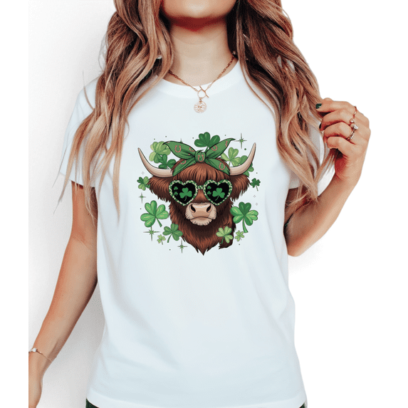 White Print Tshirt Graphic Tees Shirts with St Patricks Day Cute Highland Cow Horseshoe Shamrock Design Ideal for Festive Celebrations Tops S-5XL