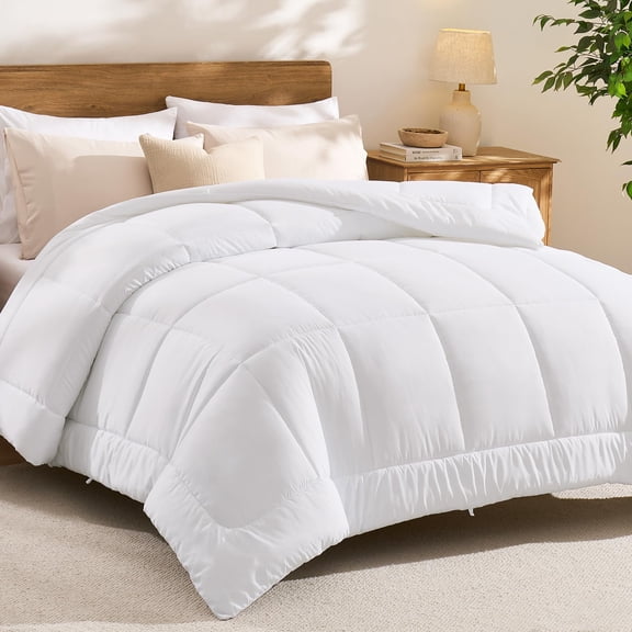 White Queen Size All Season Quilted Down Alternative Bed Comforter