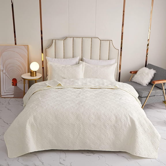 White Quilt Set Queen Size - Ogee Embroidered Soft Lightweight Bedspread 3-Piece for All Season (1 Quilt, 2 Shams)