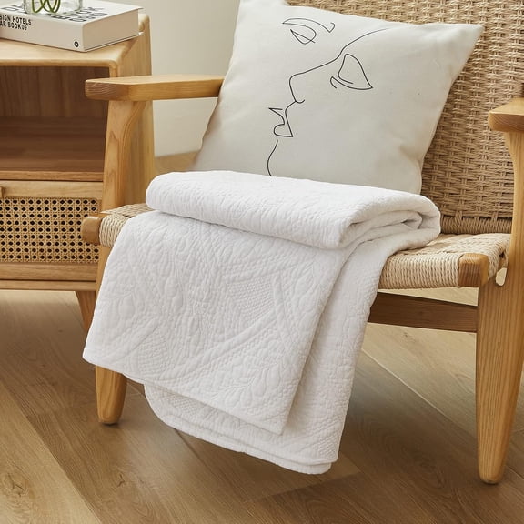 White Quilt Throw Blanket Cotton Throw Blanket for Bed Couch Day Bed Cover Solid Decorative Blankets 47 X 60 Inch