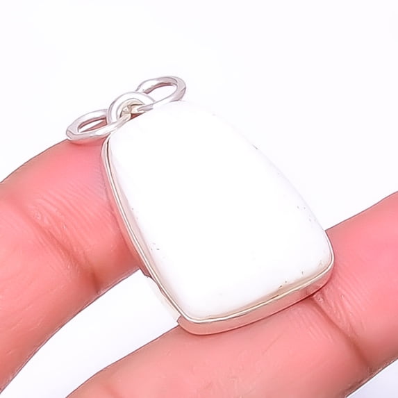 White Scolecite - India Gemstone 925 Silver Plated Jewelry Pendant 1.37" A322, Valentine's Day Gift, Birthday Gift, Beautiful Jewelry For Woman